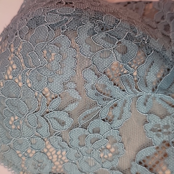 b. tempt'd by Wacoal Lace Teal Blue Bra/ 32DD. - Picture 9 of 9